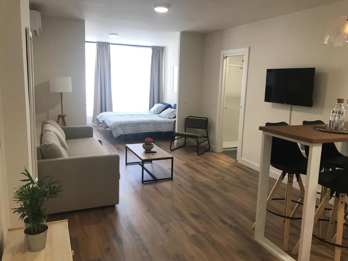 Gmc Turistics - Plaza De Flores Appartement *